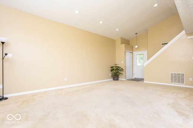 11618 Signet Lane, Indianapolis, IN 46235