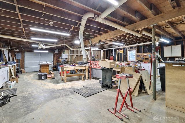 850 Todd Court, Tipp City, OH 45371