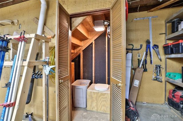 850 Todd Court, Tipp City, OH 45371