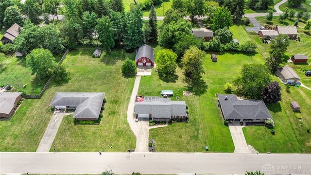 850 Todd Court, Tipp City, OH 45371