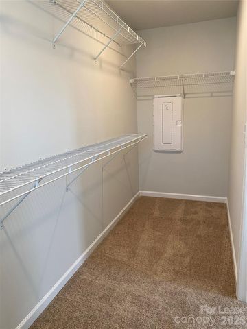 729 Lyndon Station Drive, Pineville, NC 28134