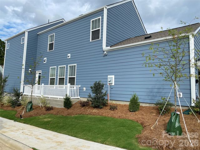 729 Lyndon Station Drive, Pineville, NC 28134