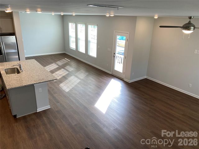 729 Lyndon Station Drive, Pineville, NC 28134