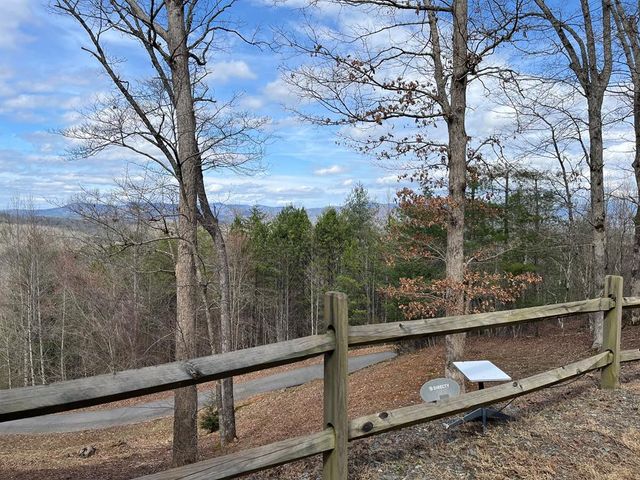 465 Confederate Circle, Murphy, NC 28906