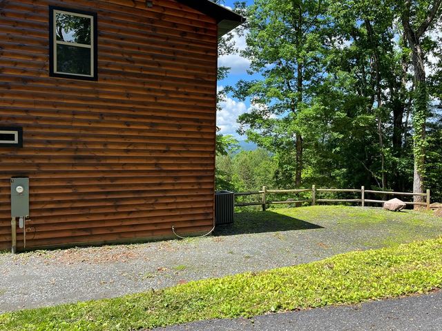 465 Confederate Circle, Murphy, NC 28906