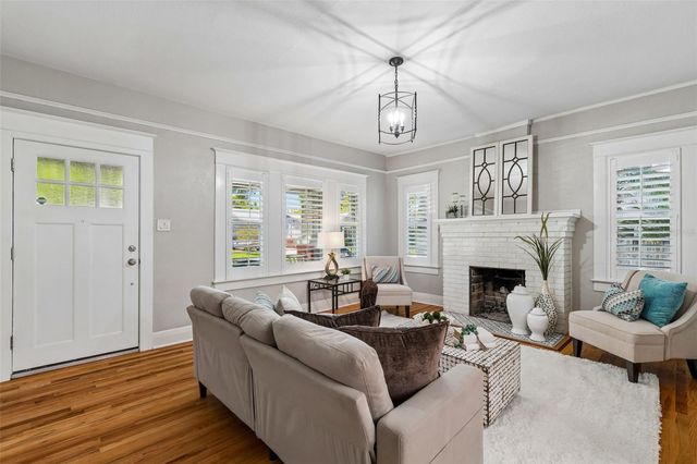 3617 W SANTIAGO STREET, Tampa, FL 33629