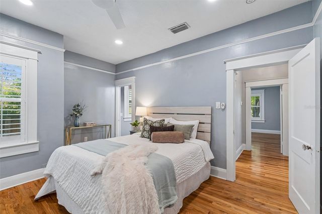 3617 W SANTIAGO STREET, Tampa, FL 33629