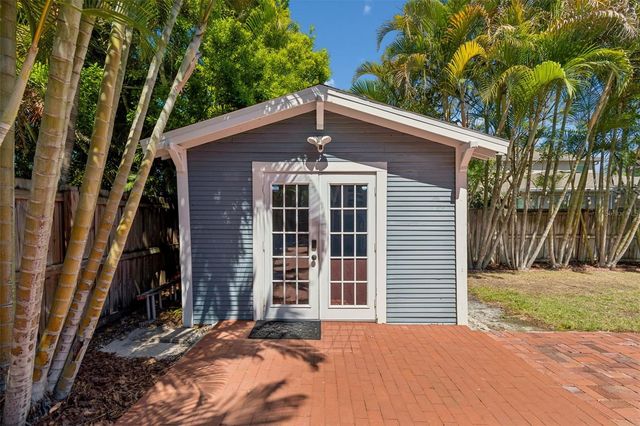 3617 W SANTIAGO STREET, Tampa, FL 33629