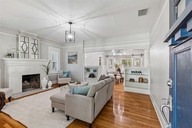 3617 W SANTIAGO STREET, Tampa, FL 33629