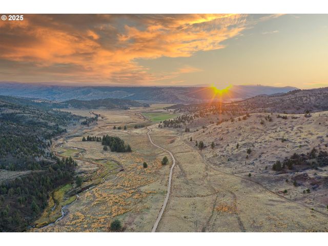 28000 Se PAULINA Hwy, Prineville, OR 97754