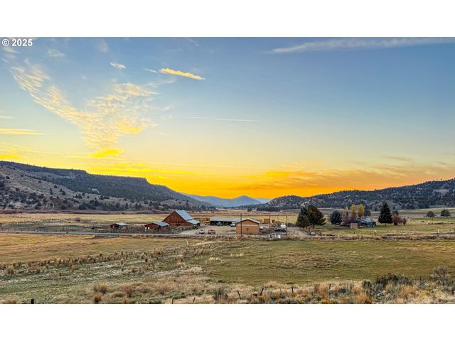28000 Se PAULINA Hwy, Prineville, OR 97754