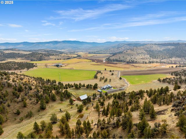 28000 Se PAULINA Hwy, Prineville, OR 97754