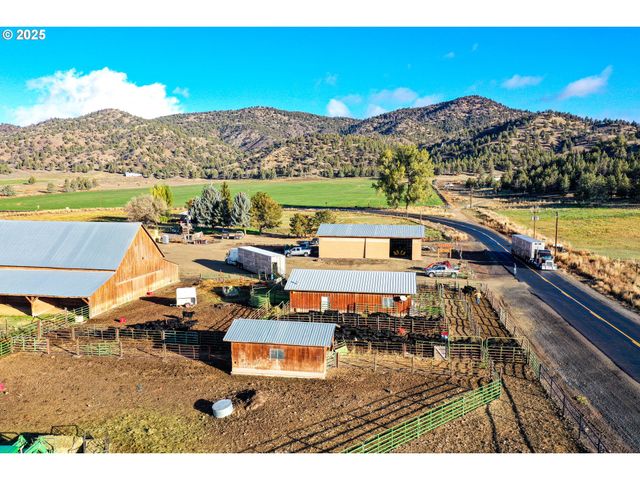 28000 Se PAULINA Hwy, Prineville, OR 97754