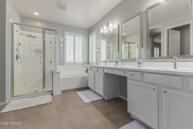 16064 W SOFT WIND Drive, Surprise, AZ 85387