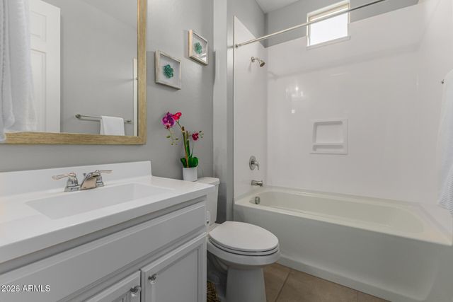 16064 W SOFT WIND Drive, Surprise, AZ 85387