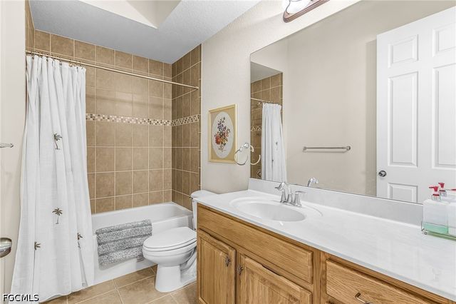 9132 Leatherwood LOOP, Lehigh Acres, FL 33936