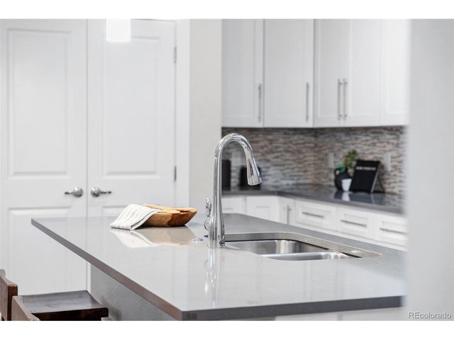 1245 N Utica St 103, Denver, CO 80204