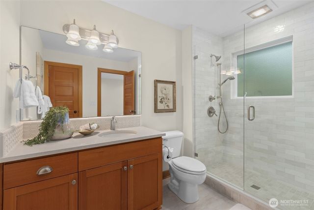 26415 SE Old Black Nugget Road, Issaquah, WA 98029