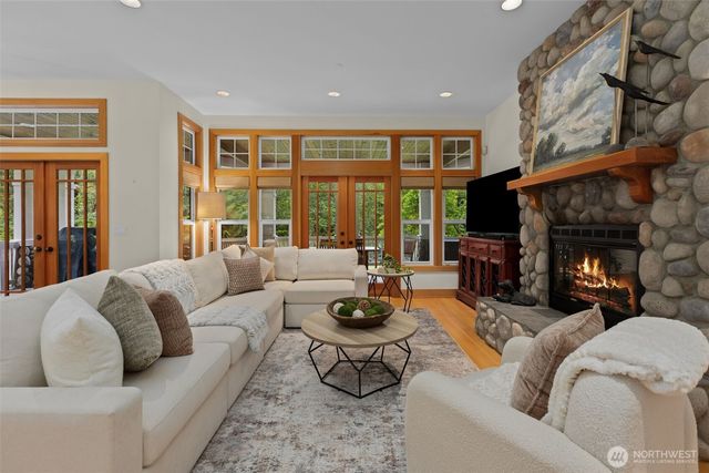 26415 SE Old Black Nugget Road, Issaquah, WA 98029
