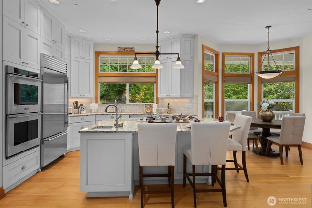 26415 SE Old Black Nugget Road, Issaquah, WA 98029