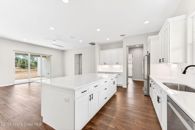 760 Starland Street SE, Palm Bay, FL 32909