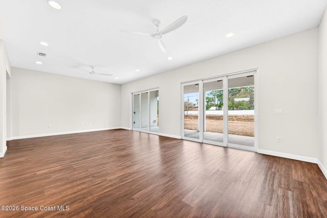 760 Starland Street SE, Palm Bay, FL 32909