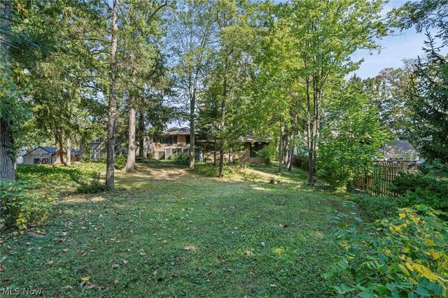 6208 Dora Boulevard, Independence, OH 44131