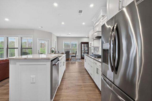 5734 Miravista Way, Hoschton, GA 30548