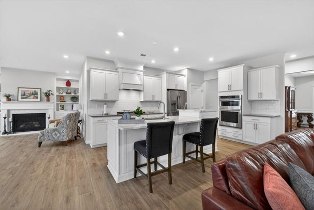 5734 Miravista Way, Hoschton, GA 30548