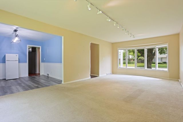 815 Canterbury Drive, Saginaw, MI 48638