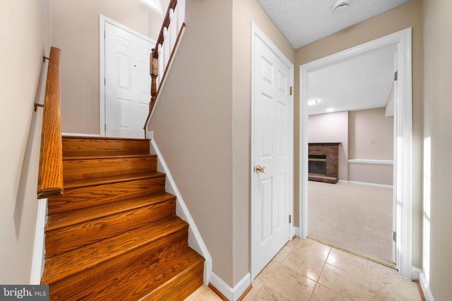 10 SCOTTSBURY CT, Germantown, MD 20876
