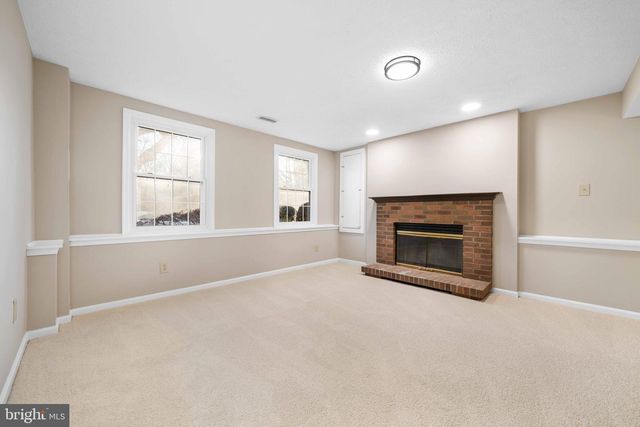 10 SCOTTSBURY CT, Germantown, MD 20876