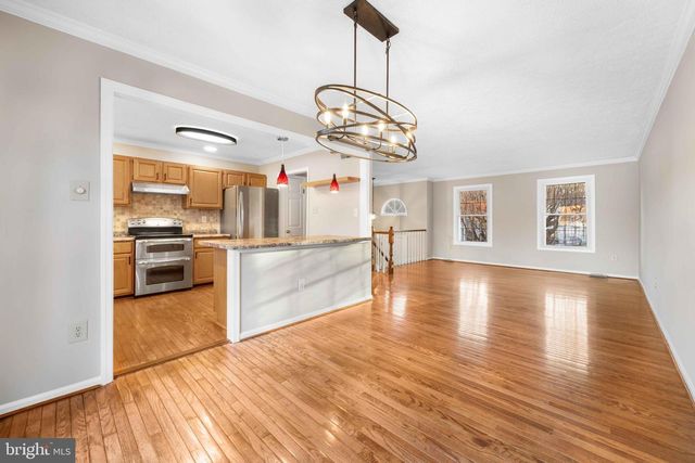 10 SCOTTSBURY CT, Germantown, MD 20876