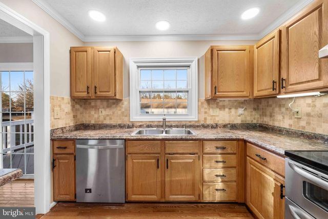 10 SCOTTSBURY CT, Germantown, MD 20876