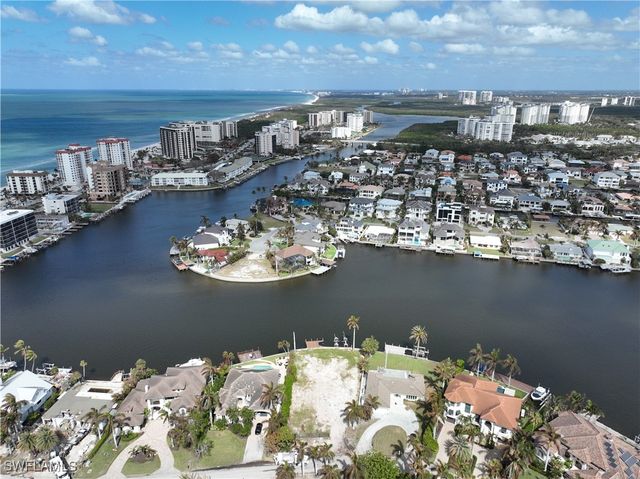 191 Seabreeze AVE, Naples, FL 34108