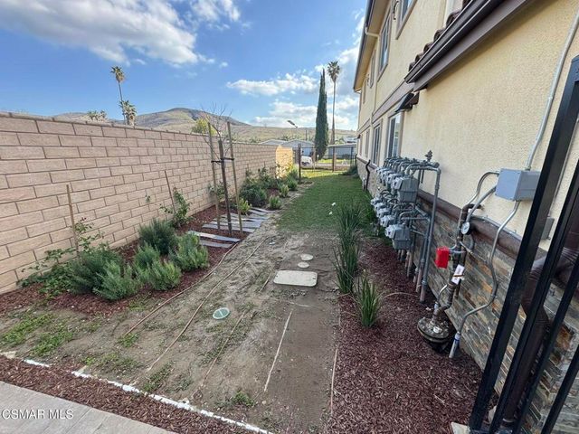 1850 Buyers Street 205, Simi Valley, CA 93063