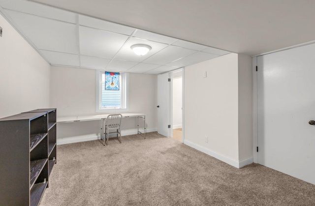 1981 W James Avenue, Saint Paul, MN 55105