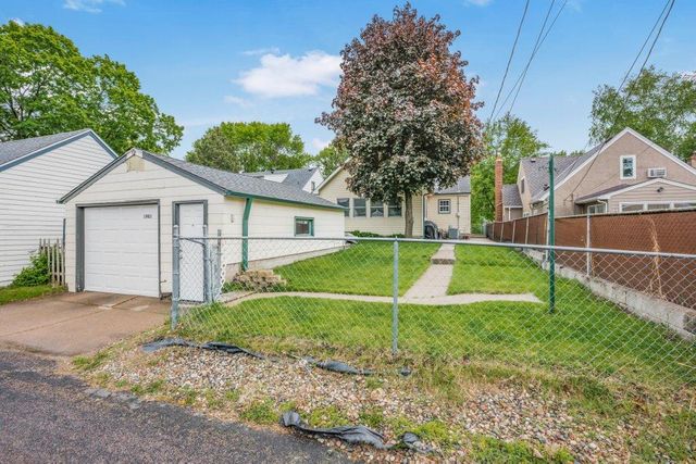 1981 W James Avenue, Saint Paul, MN 55105