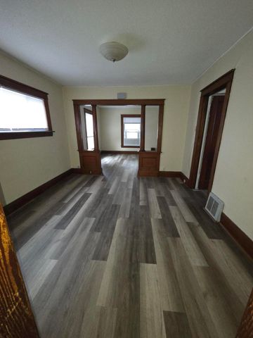 519 Seymour Avenue, Jackson City, MI 49202