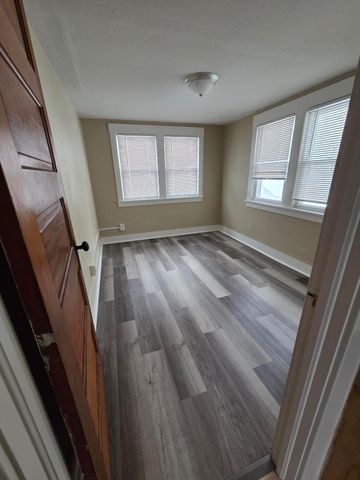 519 Seymour Avenue, Jackson City, MI 49202