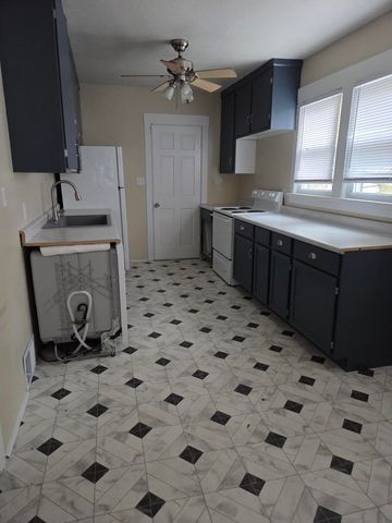 519 Seymour Avenue, Jackson City, MI 49202