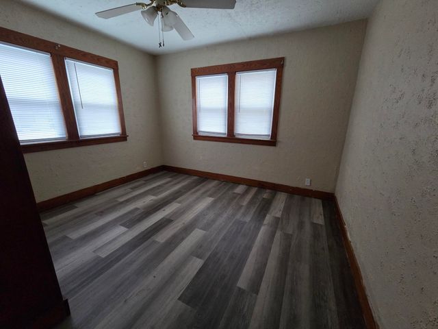 519 Seymour Avenue, Jackson City, MI 49202