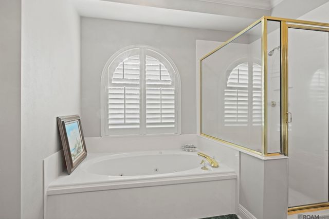 19110 S Trent Jones Dr, Baton Rouge, LA 70810