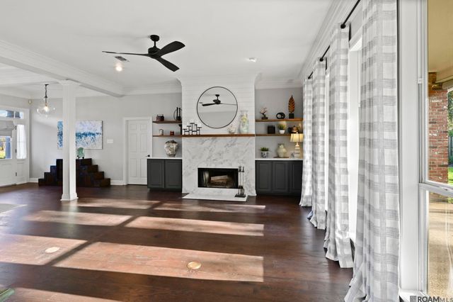 19110 S Trent Jones Dr, Baton Rouge, LA 70810