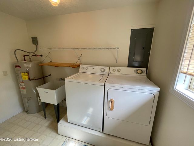 1113 Tara Way, Lawrenceburg, KY 40342