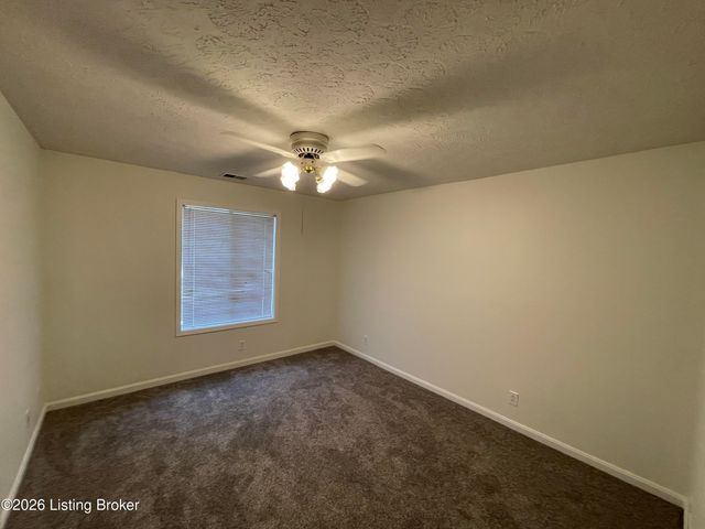 1113 Tara Way, Lawrenceburg, KY 40342