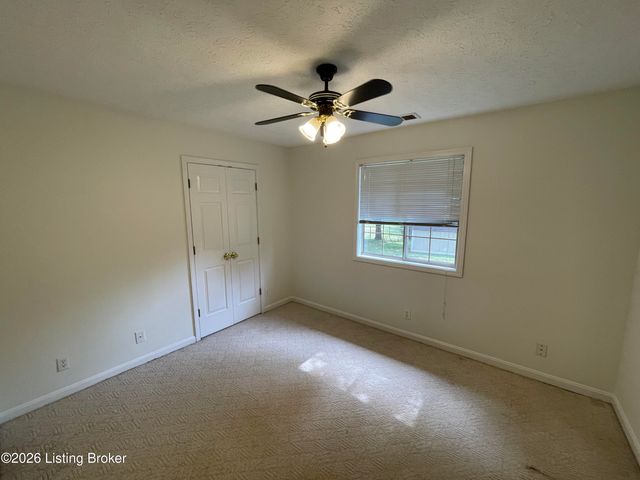 1113 Tara Way, Lawrenceburg, KY 40342