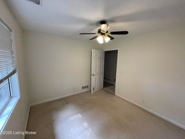 1113 Tara Way, Lawrenceburg, KY 40342