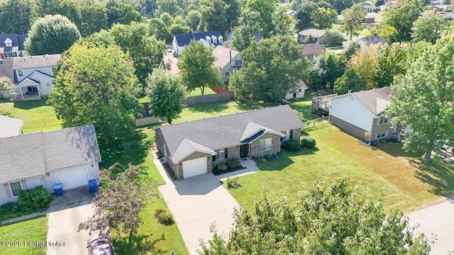 1113 Tara Way, Lawrenceburg, KY 40342