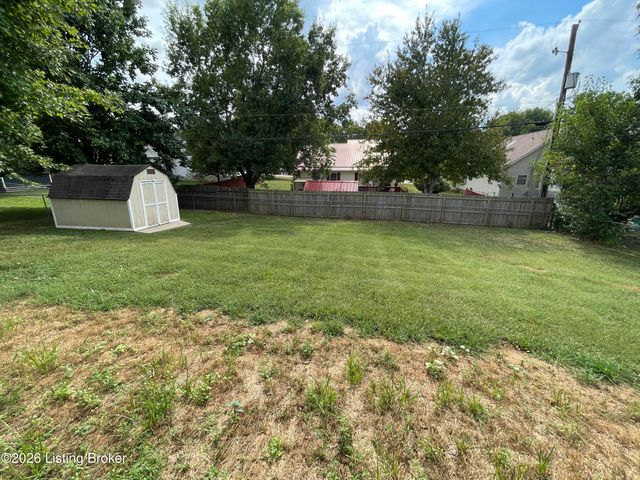 1113 Tara Way, Lawrenceburg, KY 40342